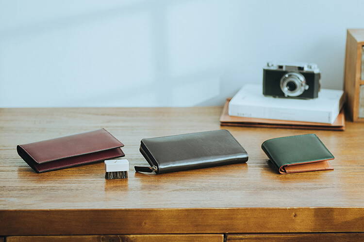 揉入日本製作技藝，土屋鞄 3 款經典系列皮夾