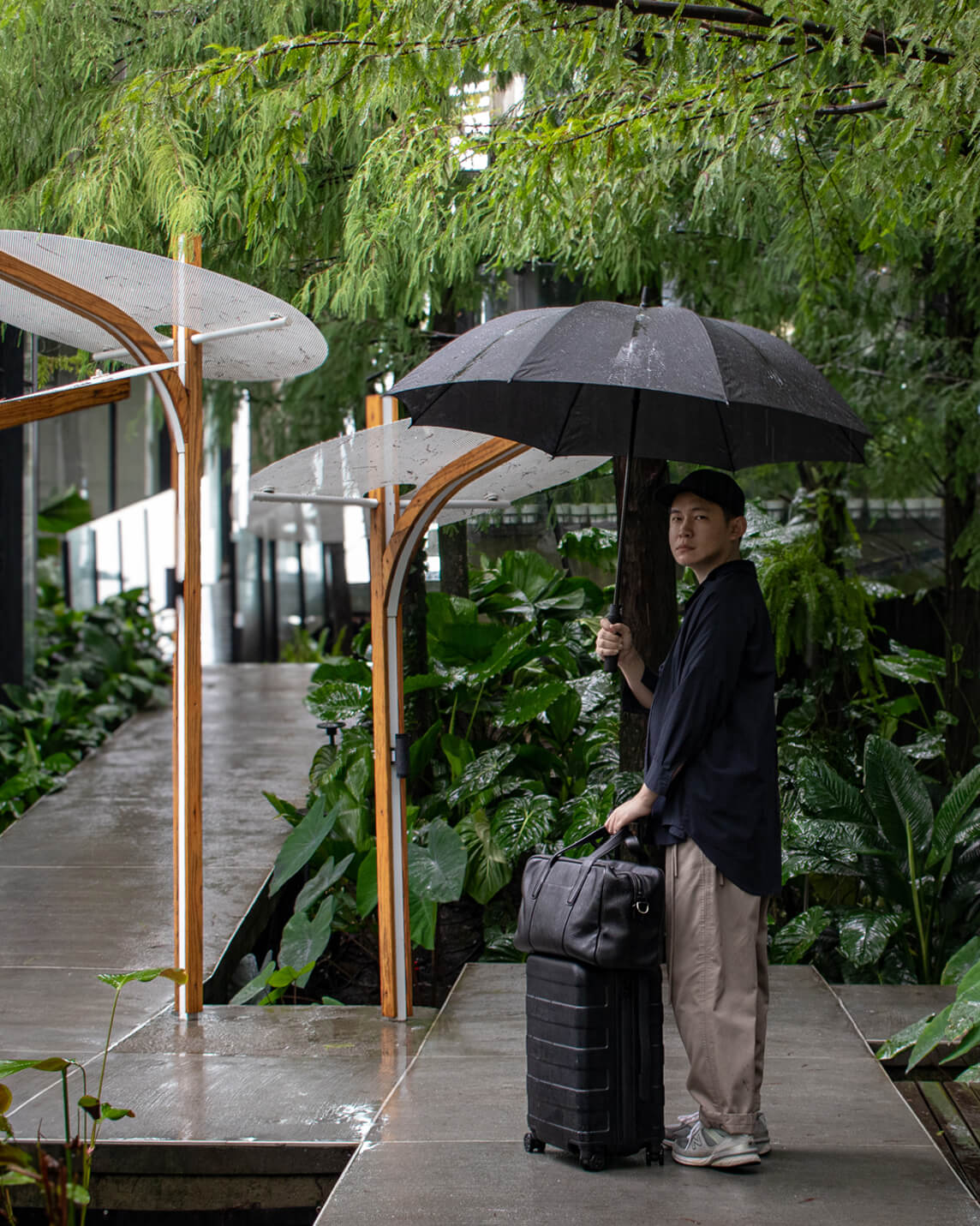 Tone Oilnume 兩用方形波士頓包